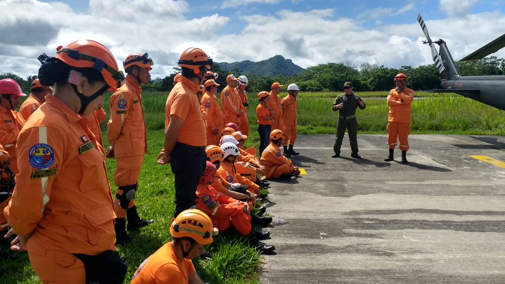 La Seccional de Tolima se capacitó en dirección de aeronaves en tierra