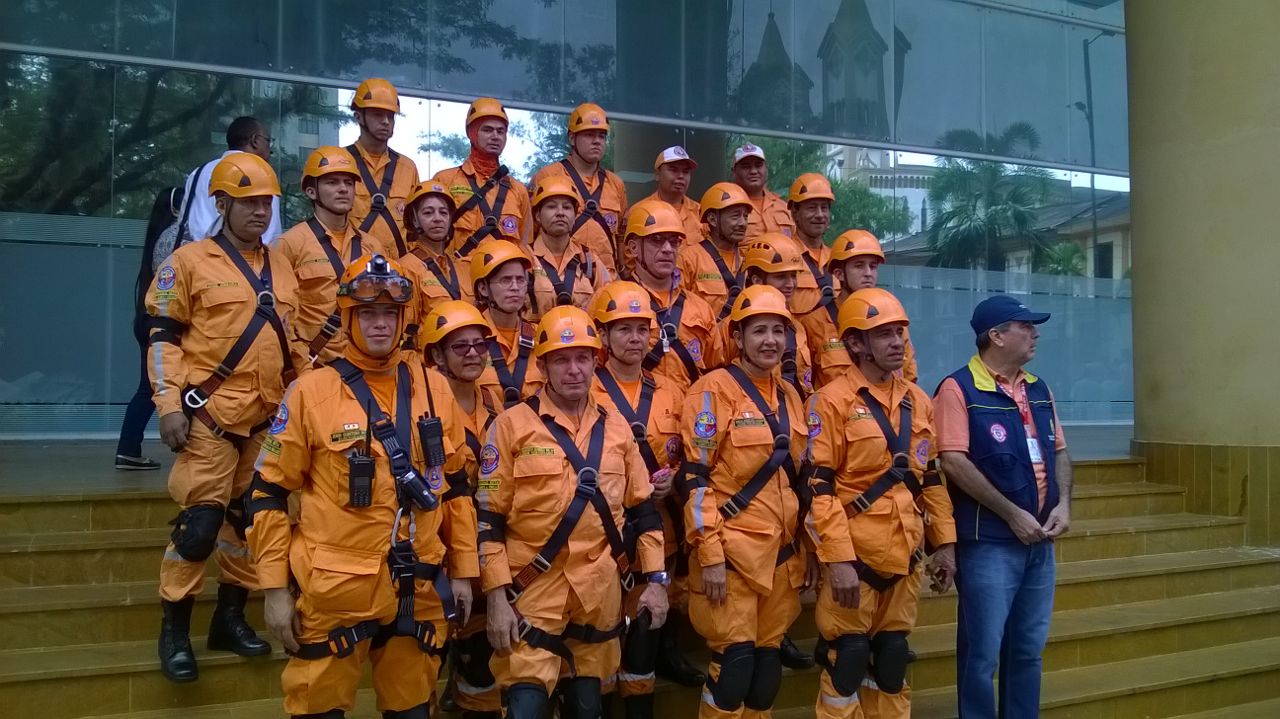 Las 25 seccionales y 4 oficinas operativas de la Defensa Civil Colombiana participan en Simulacro Nacional