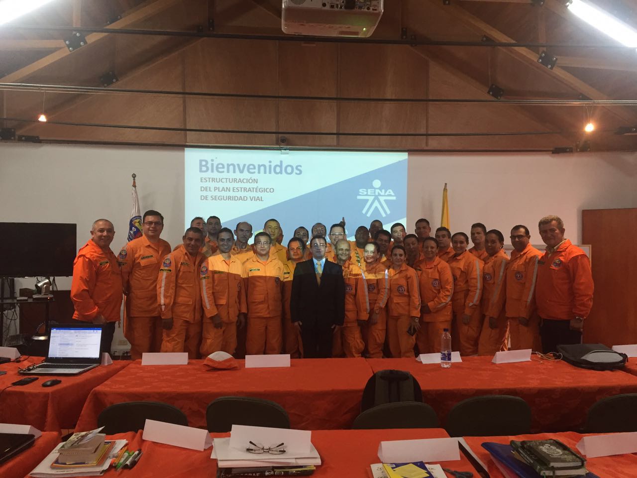 Defensa Civil Colombiana y SENA unidos por la Seguridad Vial.