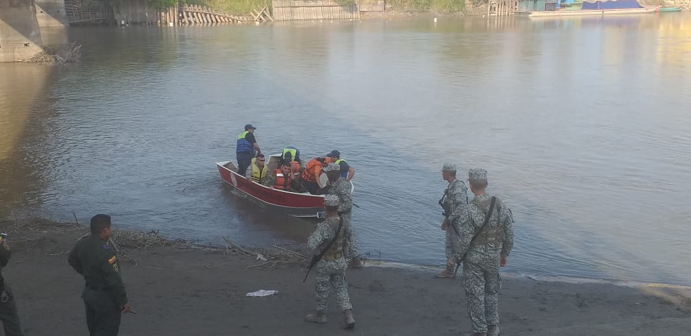 Búsqueda y rescate fluvial en aguas del río Metica por la Junta de Puerto López-Meta