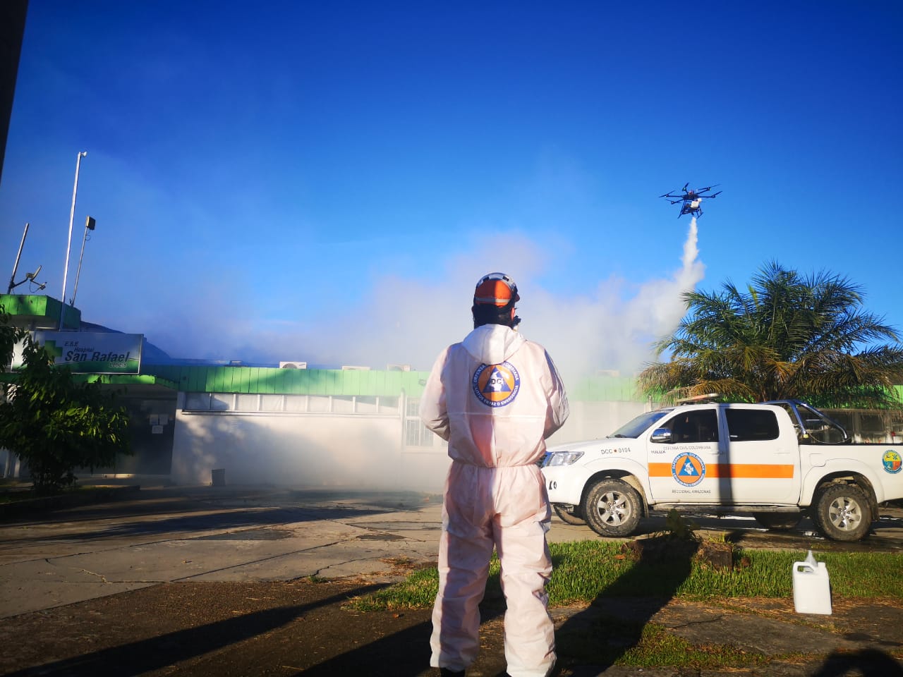 La Defensa Civil Colombiana desplegó su grupo número 4 de descontaminación al municipio de Leticia